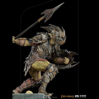 Бронированный орк ("Властелин Колец")  - Коллекционная СТАТУЯ 1/10 Armored Orc (WBLOR43021-10) - Iron Studios