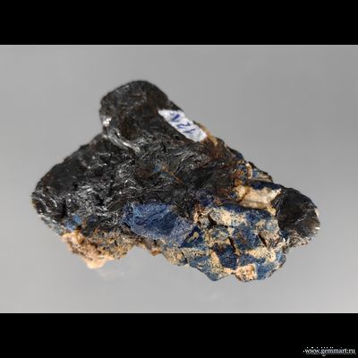 Лазулит, слюда, кварц. Россия. 63*48*24мм