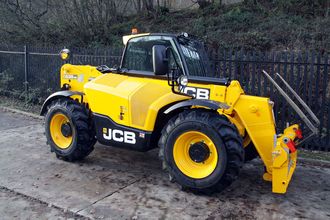 Пoгрузчик JCВ 535-95