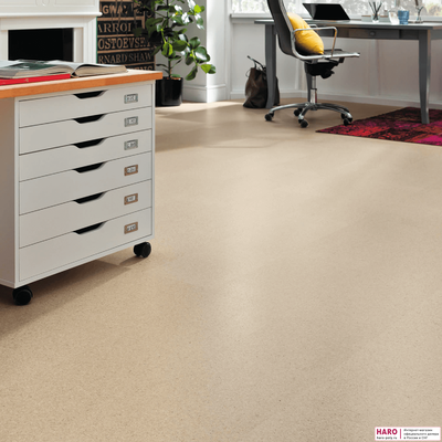 Пробковые полы Haro Сирио крем 533391 в интерьере комнаты