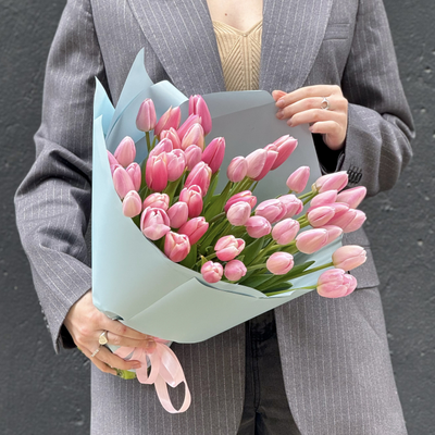 Букет из 51 розового тюльпана
