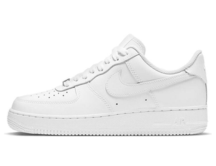 Nike air force one triple white store