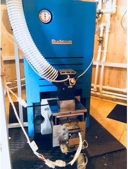 Факельные горелки Бегемот 15 и 25 кВт с бункером 110 литров(60 кг).