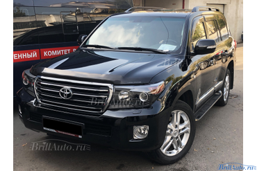 Рестайлинг Land Cruiser 200 из 2008 в 2015 Brownstone