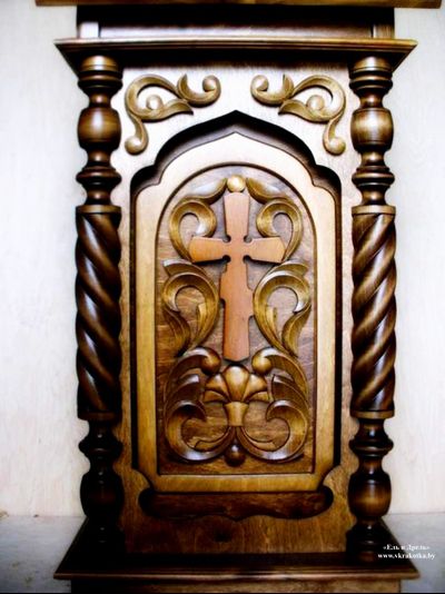 Резной небольшой аналой