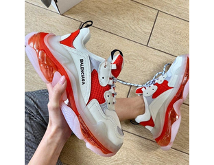 Balenciaga triple best sale s womens red