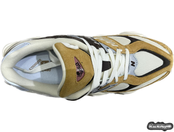 New Balance 9060 Yellow (40-45)