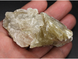 Мусковит, необработанный "дикий" образец, Бразилия (72*42*38 мм, 89 г) №36388