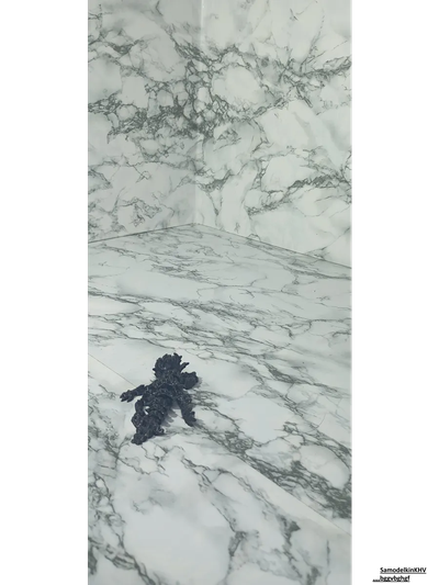 Дракон с рогами подвижной