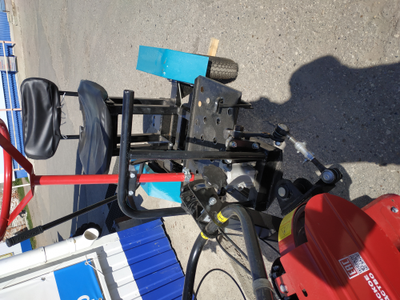 Адаптер ЗАДНИЙ с рулем АР-1 для МБ универсальный (4.00-10) (колея-600,70кг,Д-1200,В-1100,Ш-780) /Чеб