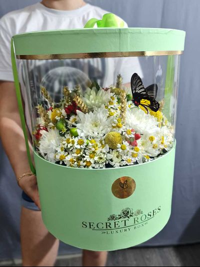 Букет с бабочкой " Летний луг" №101