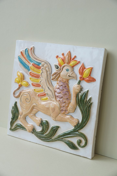 Грифон 25см*25см (фасадный изразец)