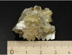 Мусковит, необработанный "дикий" образец, Бразилия (31*27*27 мм, 15 г) №36376