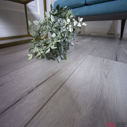 SPC ламинат Damy Floor Family Дуб Классический Серый / Classic Gray Oak T7020-2