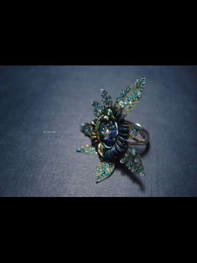 Необычное кольцо с опалом &quot;Ундиникум - русалочий цветок&quot;