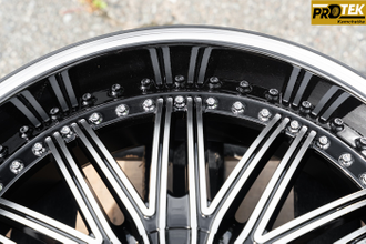 Комплект дисков R20 8,5J ET+35 5*114,3/5*108 D-Racing Черный с полированными лучами (J186)