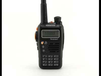 Рация Kenwood TH-K4AT Dual Band VHF+UHF (136-174MHz/400-470MHz), 8W, 3000mAh Li-ion, с гарнитурой