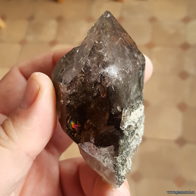 Дымчатый кварц с хлоритом. 80*40*38мм