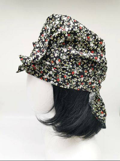 Повойник современный из хлопка черный с мелким цветочком