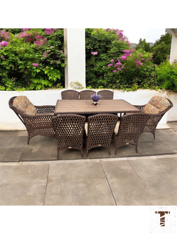 Обеденная группа Дали