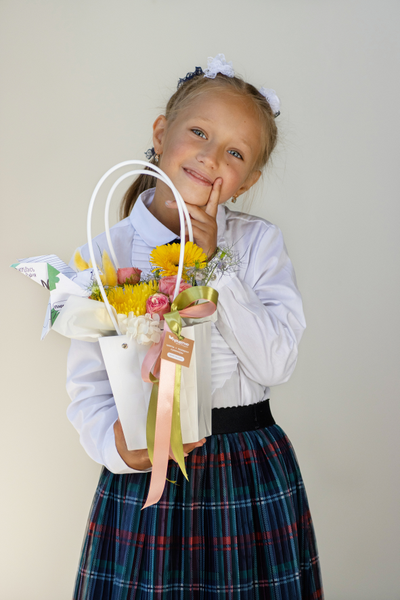 Цветочная композиция учителю / воспитателю № 862