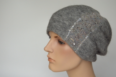 Серый вязаный женский берет Vizio Италия 1059