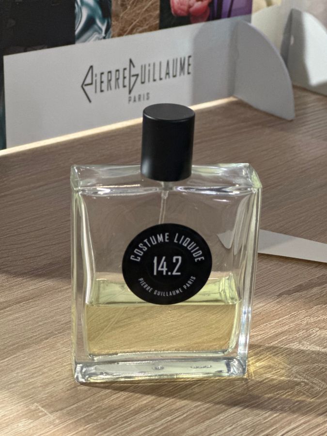 Costume Liquide Pierre Guillaume