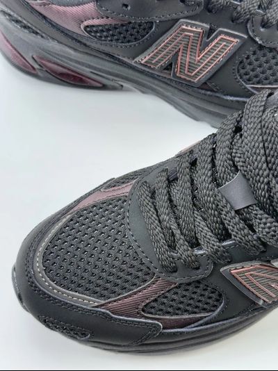 New Balance 2010 Black Ice
