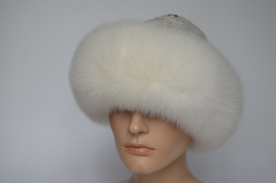 Vizio Италия 1024 CCP  V шапка белая 2 цвет