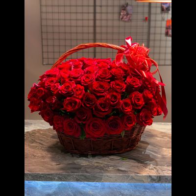 Букет 101 Роза в корзине