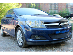 Защита радиатора Opel Astra H (рестайлинг) 2006-2015 (hb 3d) black верх