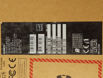 ASUS VivoBook 18 M1807HA-S8091 ( 18.0  WUXGA IPS 144HZ Ryzen 7 260 AMD Radeon 780M 16Gb 1024Gb SSD )