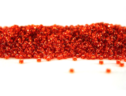 Toho 11/0 - 5г - 25 Прозрачный светлый сиамский рубин с серебряной линией внутри