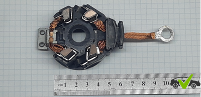 Щеткодержатель стартера Toyota 69-8213 WAI