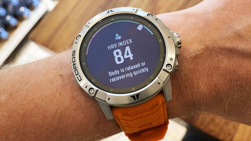 Обзор Coros Vertix 2: самая большая батарея в песочнице