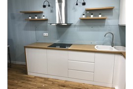 Прозрачный стеклянный фартук