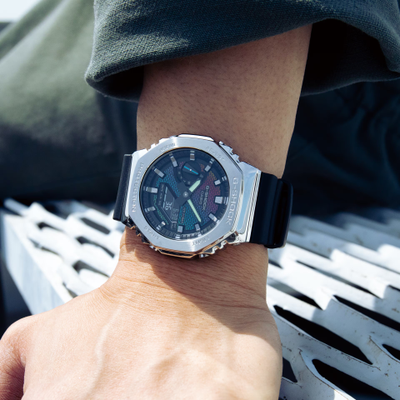 Часы Casio G-Shock GM-2100RW-1A