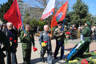 Сквер Славы 11.04.2022