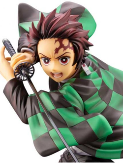 Фигурка 1/8  Тандзиро Камадо (Tanjirou Kamado)