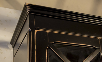 Шкаф книжный универсальный.