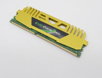 Оперативная память 4Gb DDR3 1866Mhz PC14900 (комиссионный товар)