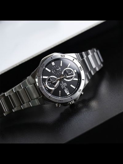 Часы Casio Edifice EFV-640D-1A