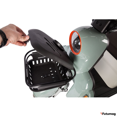 Электротрицикл Rutrike Gelbert Beta 48V/60V 800Вт зелено-белый