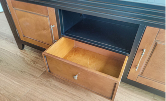 Тумба под ТВ в стиле модерн.