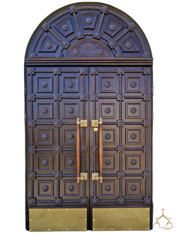 Двери в храм