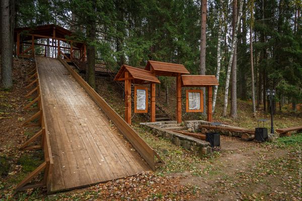 Озеро Валдай приют охотника