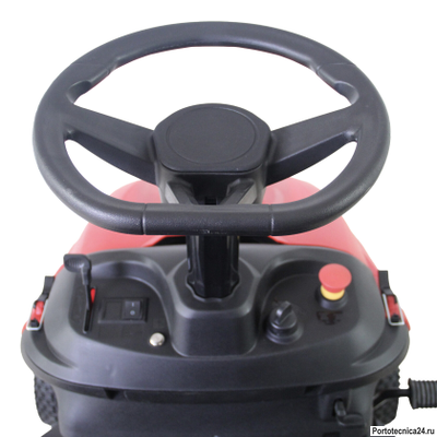 Газонокосилка с сиденьем (трактор) EVOline TRG 84 M