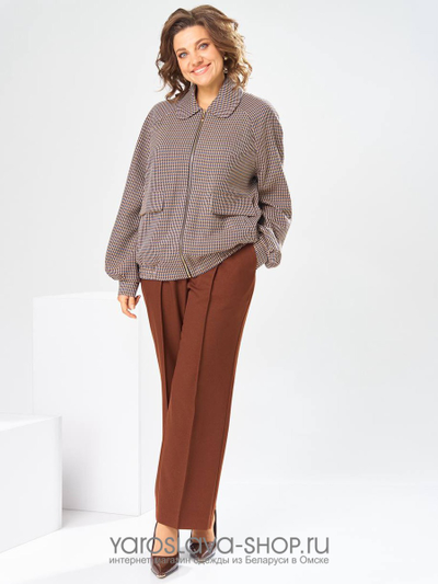 Костюм двойка: жакет в клетку и брюки терракотового цвета