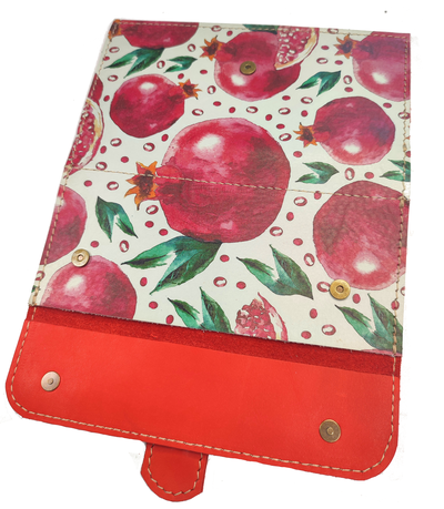 Большое портмоне с хлястиком с принтом "Гранаты"