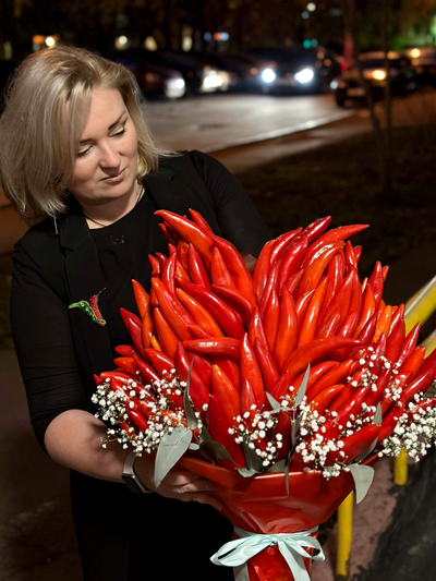 Букет "Сердце из перцев"